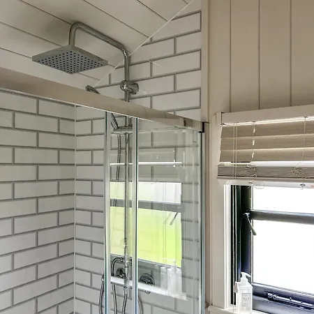בית נופש Shepherds Hut - Uk52010 הרוגייט